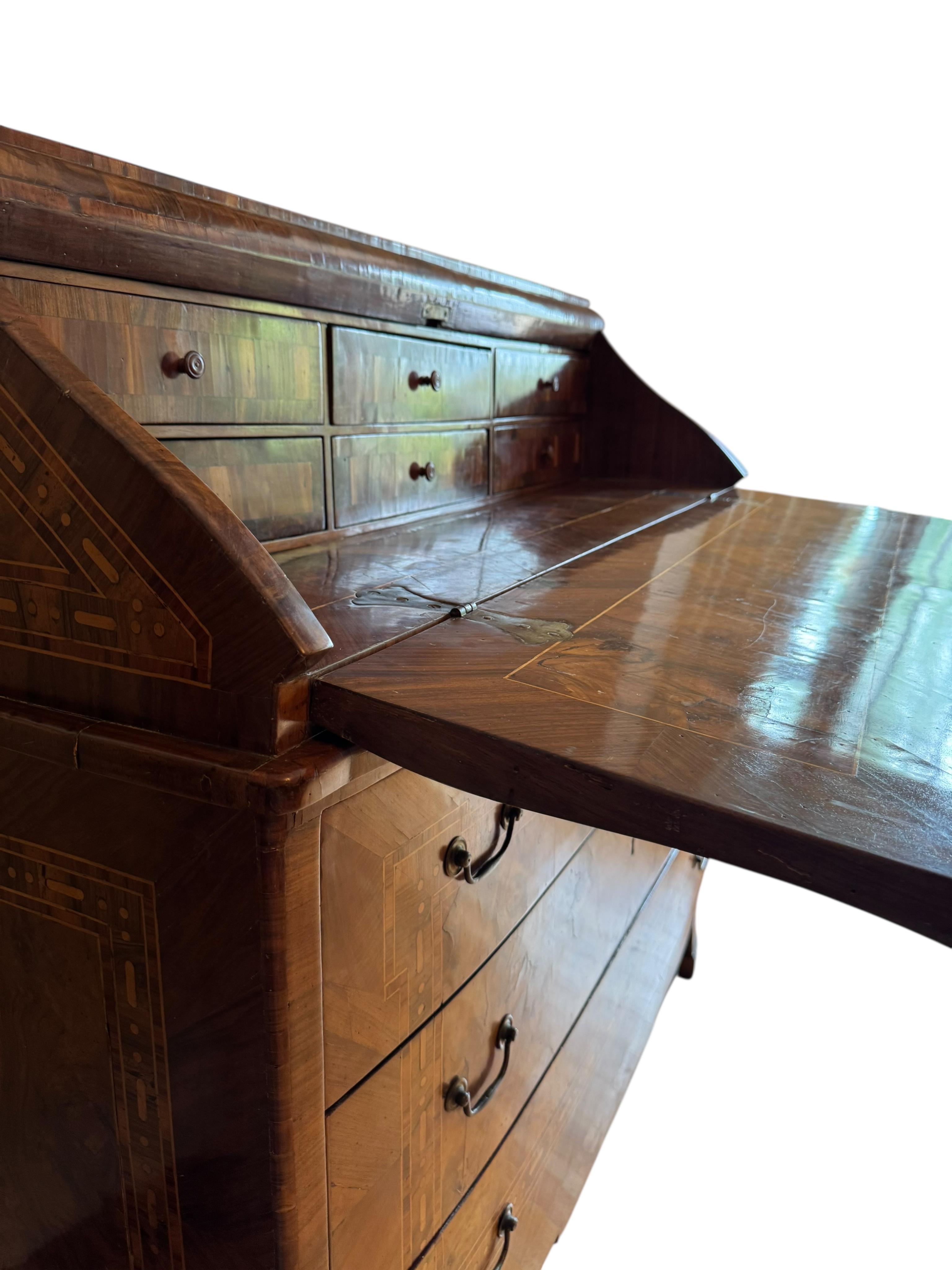 An 18th century Italian inlaid walnut bureau, width 124cm, depth 54cm, height 116cm